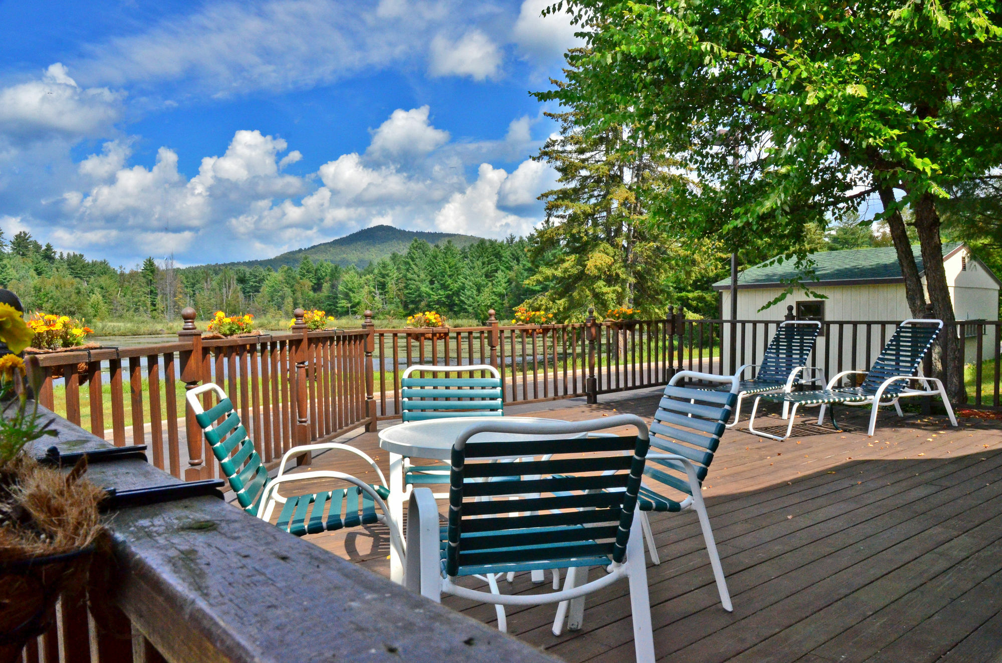 Best Western Saranac Lake Hotel Exterior foto